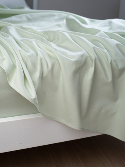 BLOOM Простыня стандартная, сатин зеленый