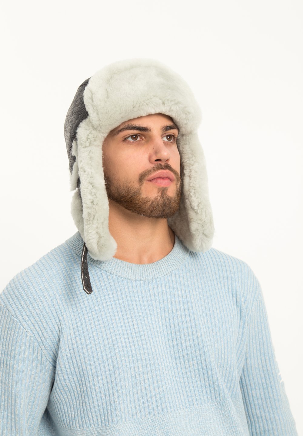 Мужская шапка из натуральной овчины