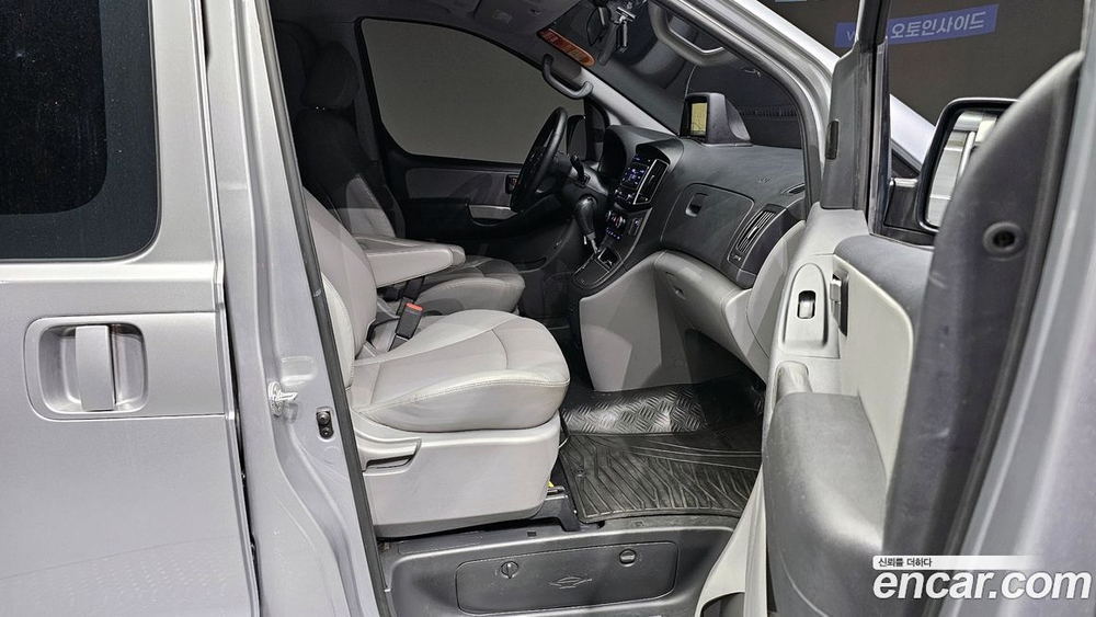 Hyundai The New Grand Starex Van 5인승 (07.2020)