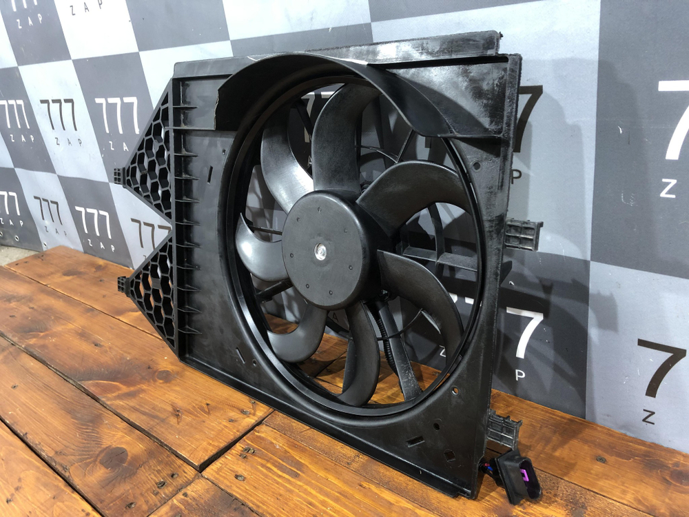 Диффузор с вентилятором Volkswagen Polo 5 Новый 6RU121207B