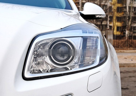 Передние фары Опель Инсигния 2008-2013 V4 Type [Комплект Л+П; Ходовые огни; Биксеноновая линза]