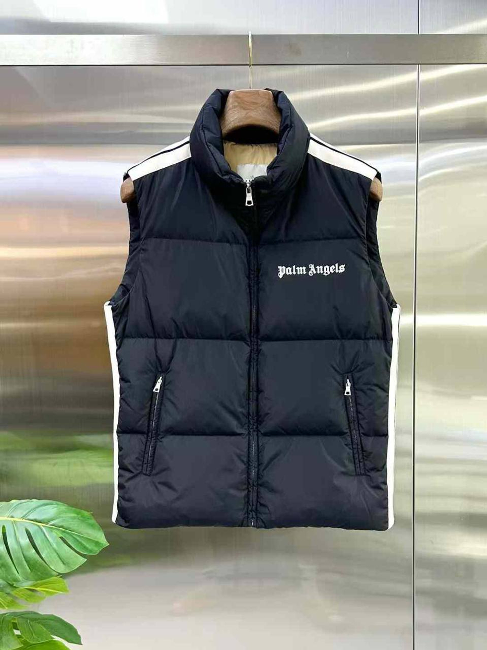 Жилет Moncler