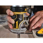 Фрезер кромочный аккумуляторный Dewalt DCW600N 18 В без аккумулятора