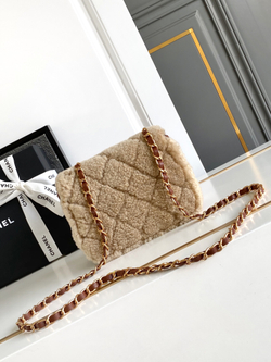 Chanel Bag 18 cm