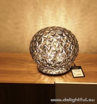 Kartell Planet table lamp