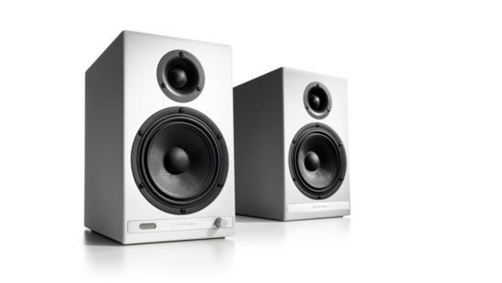 Полочная акустическая система Audioengine HD6 White