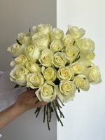 Букет из белой розы (40см) 25 шт под ленту