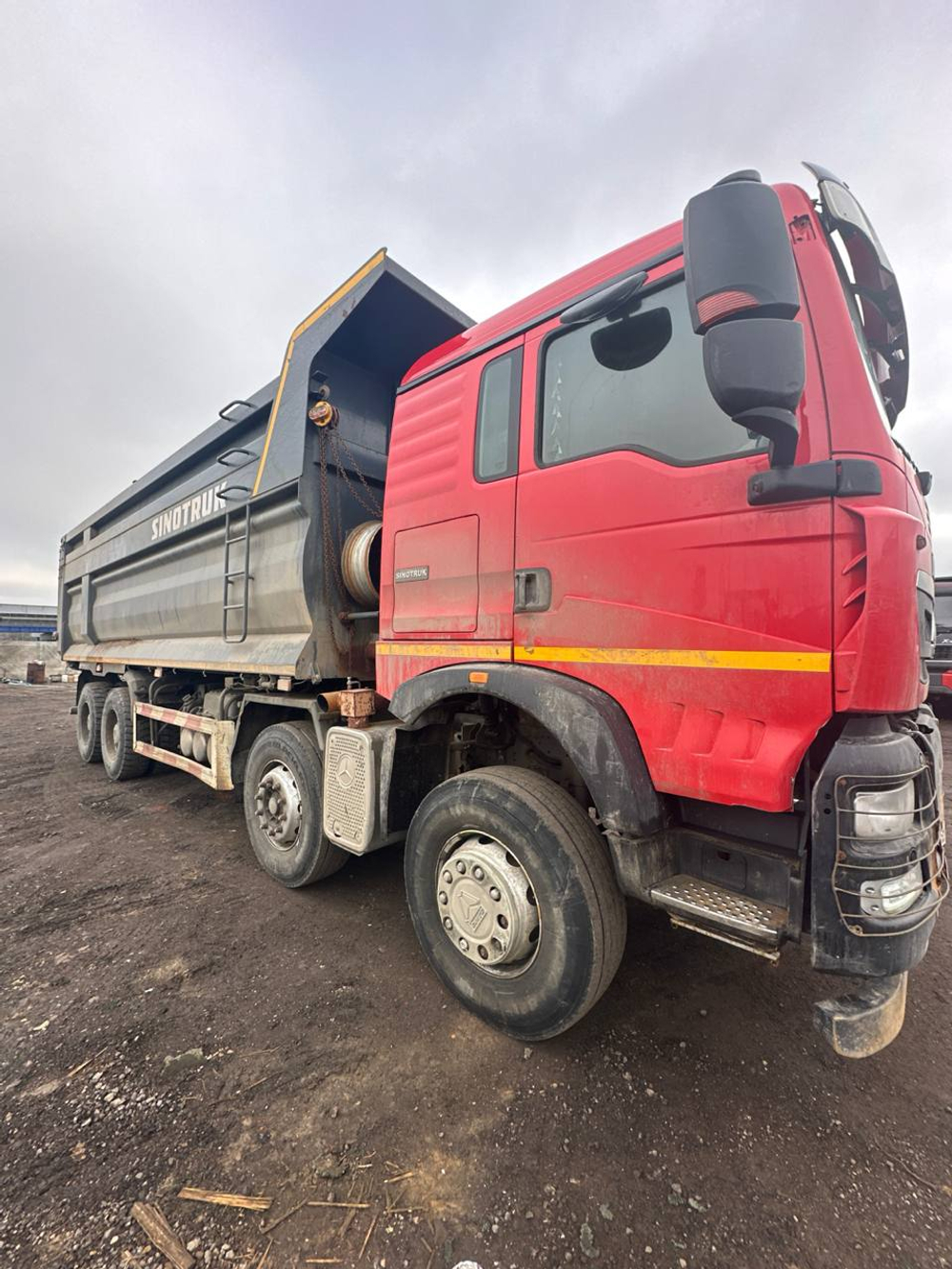 Howo T5G 8x4 Самосвал ZZ3317V386GE1 (Дизельный, 10,5 л, 440 л.с., МТ)