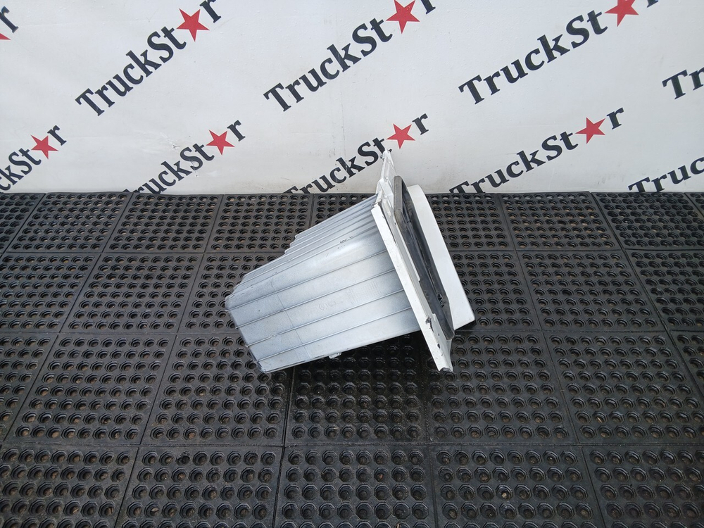 Ящик инструментальный правый 2022г.