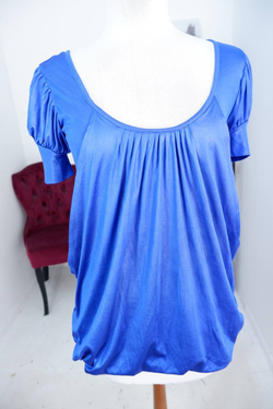 Блузка Piena красивого синего цвета, маркировка М, визуально 46 размер