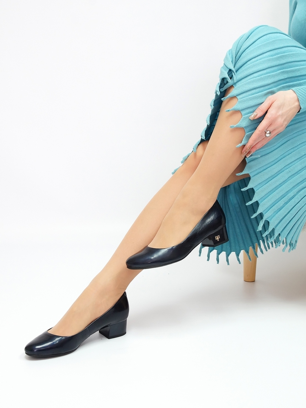 Туфли женские натуральная лакированная кожа