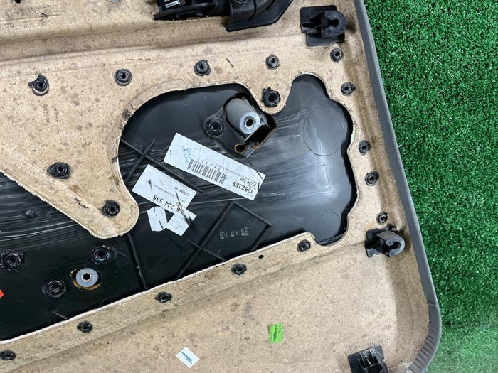 Обшивка двери задняя правая BMW 3er E46 (1998-2007)