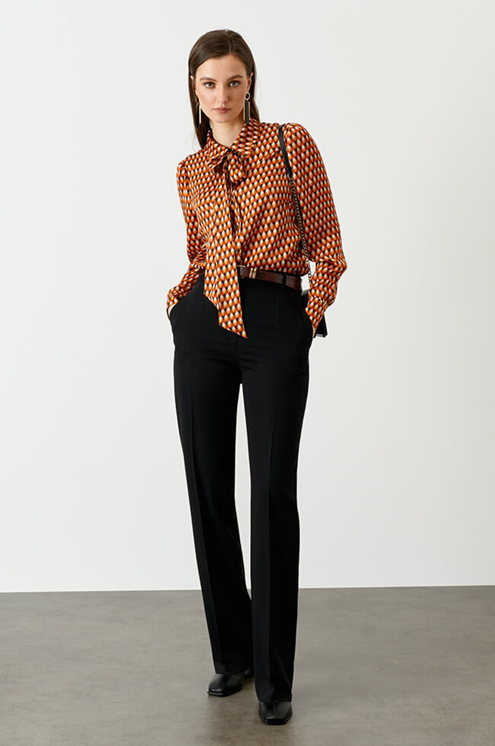 3937 Брюки женские (черный)