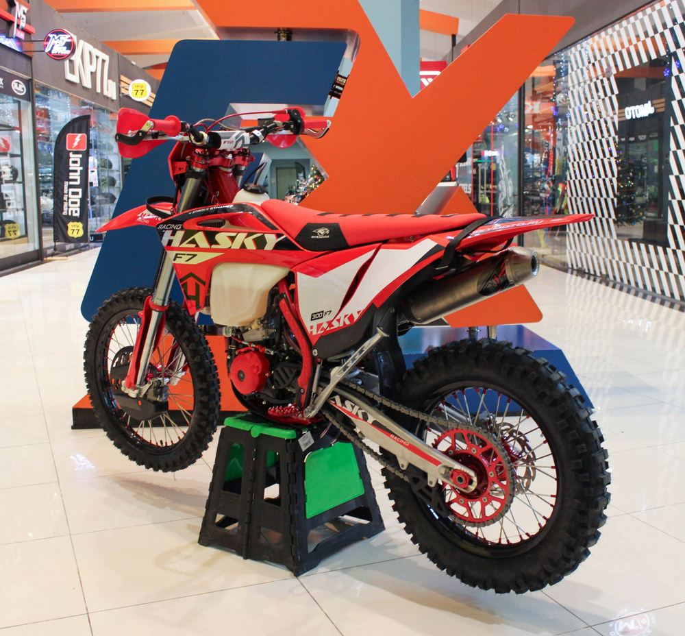 Мотоцикл Hasky F7 Racing 182MN 300cc 2023
