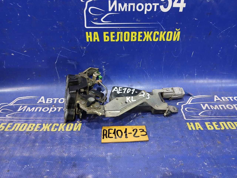 Замок двери задней левой TOYOTA CERES 1992