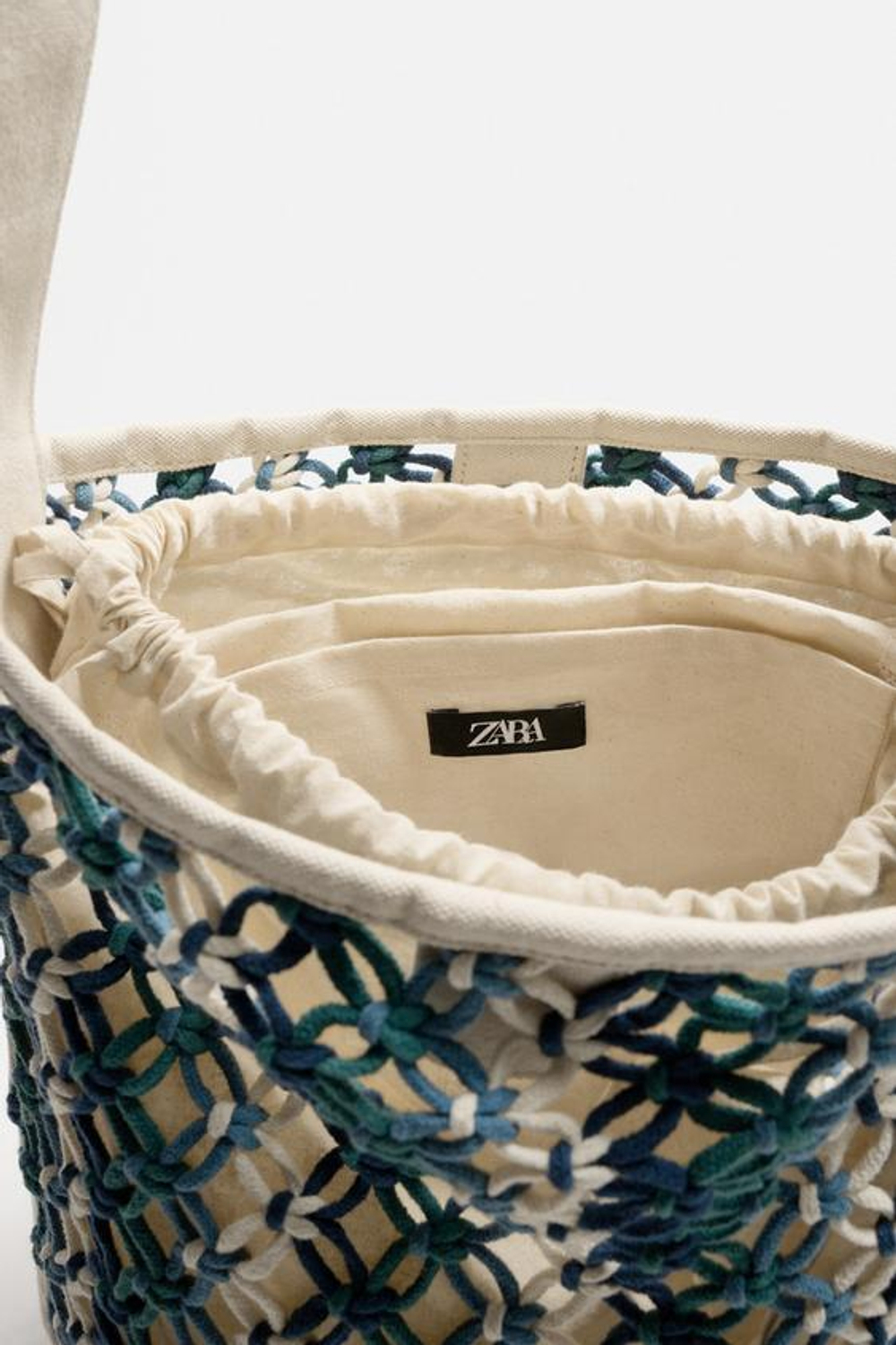 ZARA СУМКА MACRAMÉ С ПЛЕЧЕВЫМ РЕМНЕМ, РАЗНОЦВЕТНЫЙ