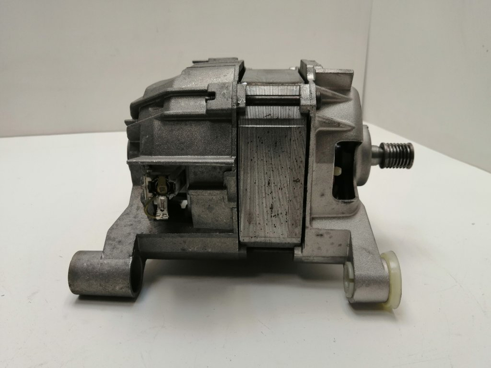 WLX20362OE/19 кт116 Двигатель для стиральной машины Bosch WLX20362OE б/у