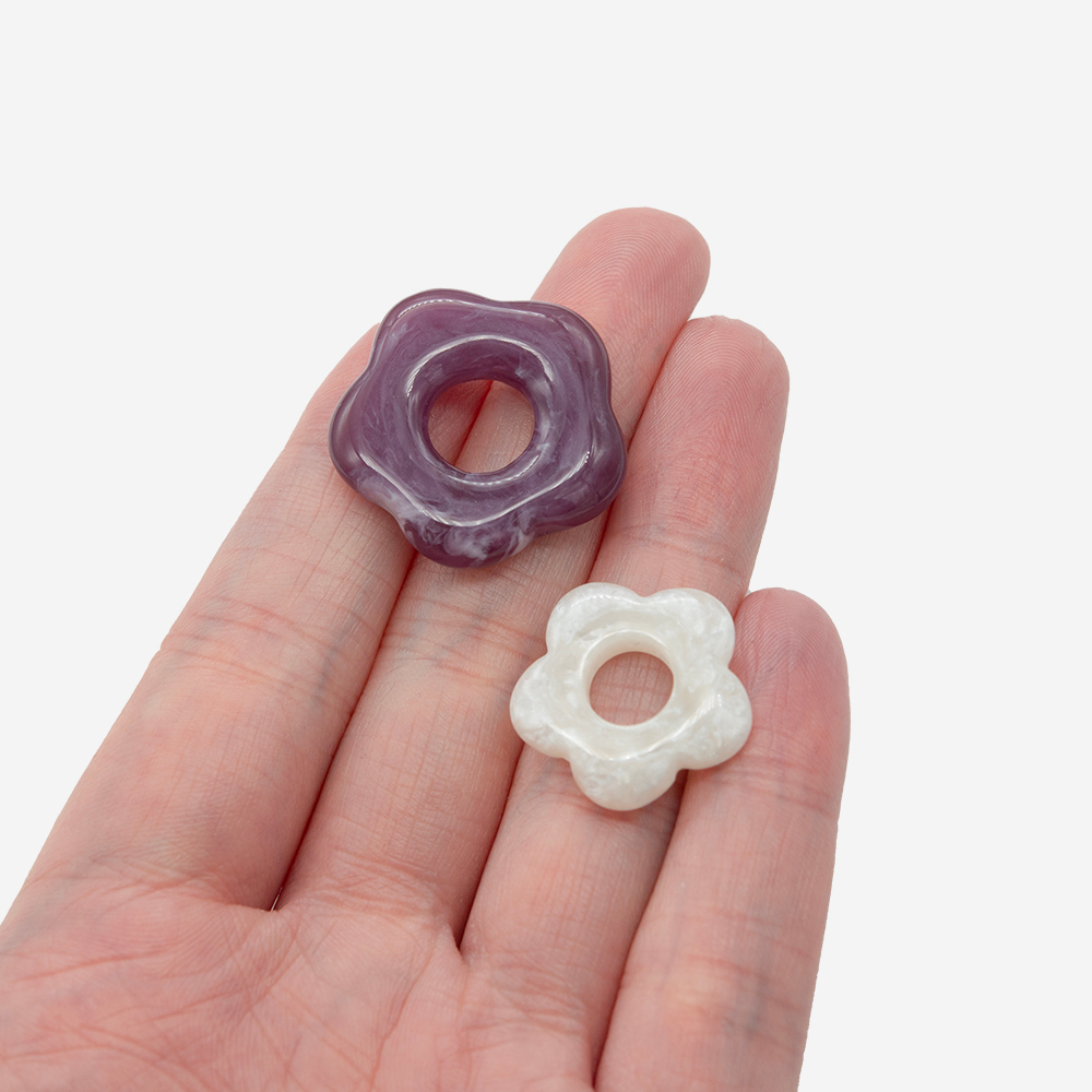 Подвеска "Незабудка", 19,5мм, кремовый акрил