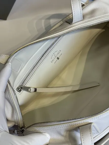 Сумка Balenciaga Carrie