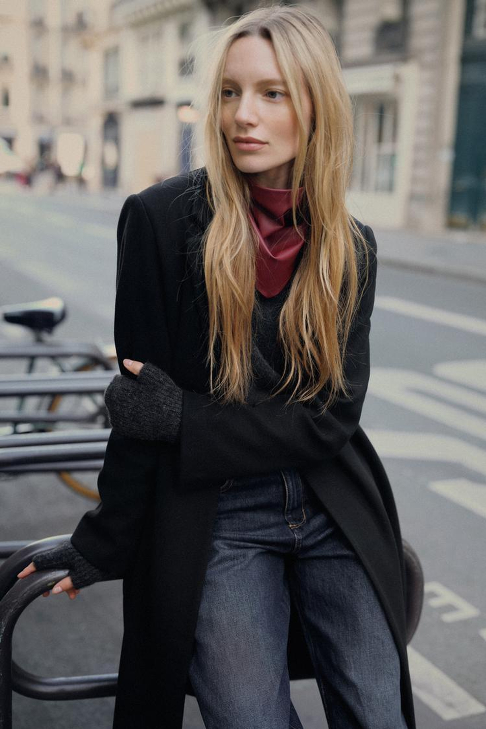 ZARA КОРОТКИЕ ТРИКОТАЖНЫЕ МИТЕНКИ, АНТРАЦИТОВО-СЕРЫЙ