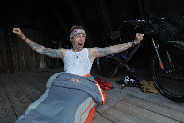 Про материалы спальников