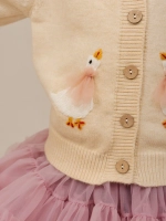 Кофта вязаная на пуговицах с вышивкой