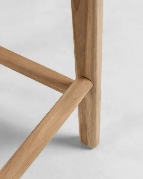 Полубарный стул Calixta