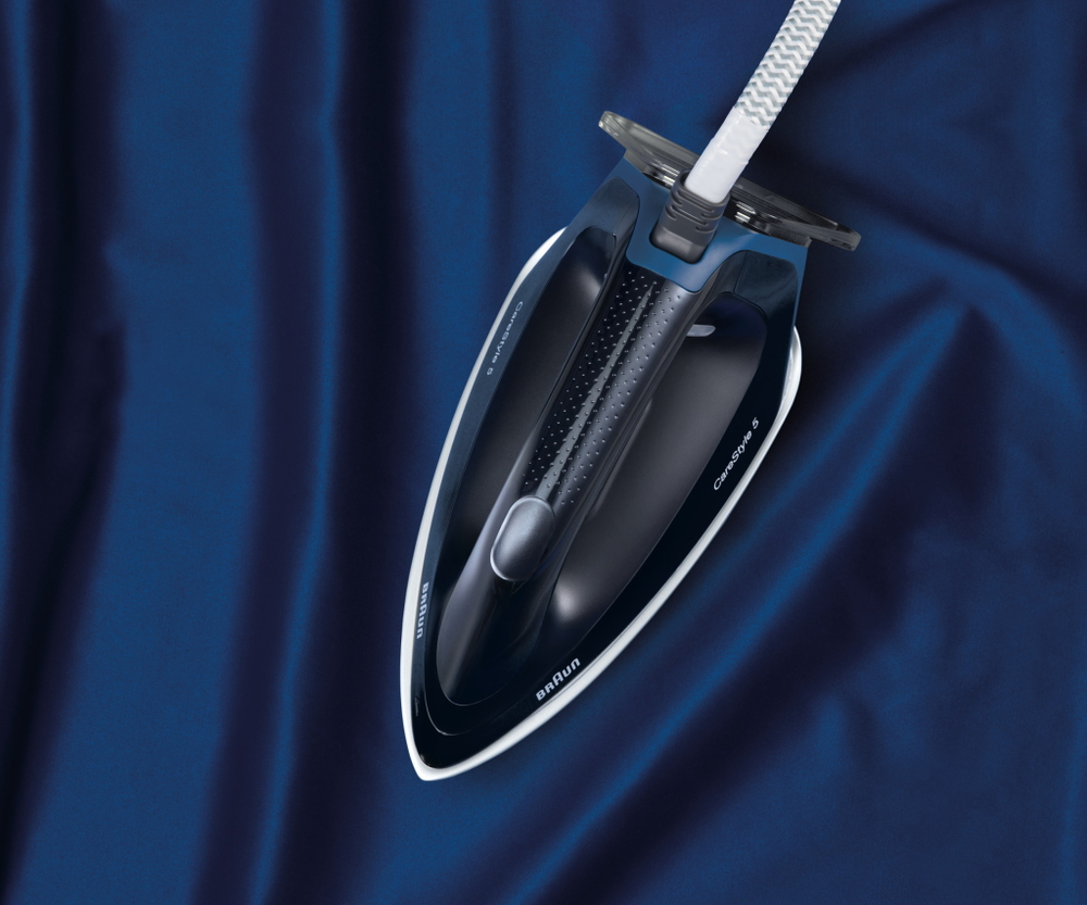 Парогенератор Braun CareStyle 5 IS5145 BK