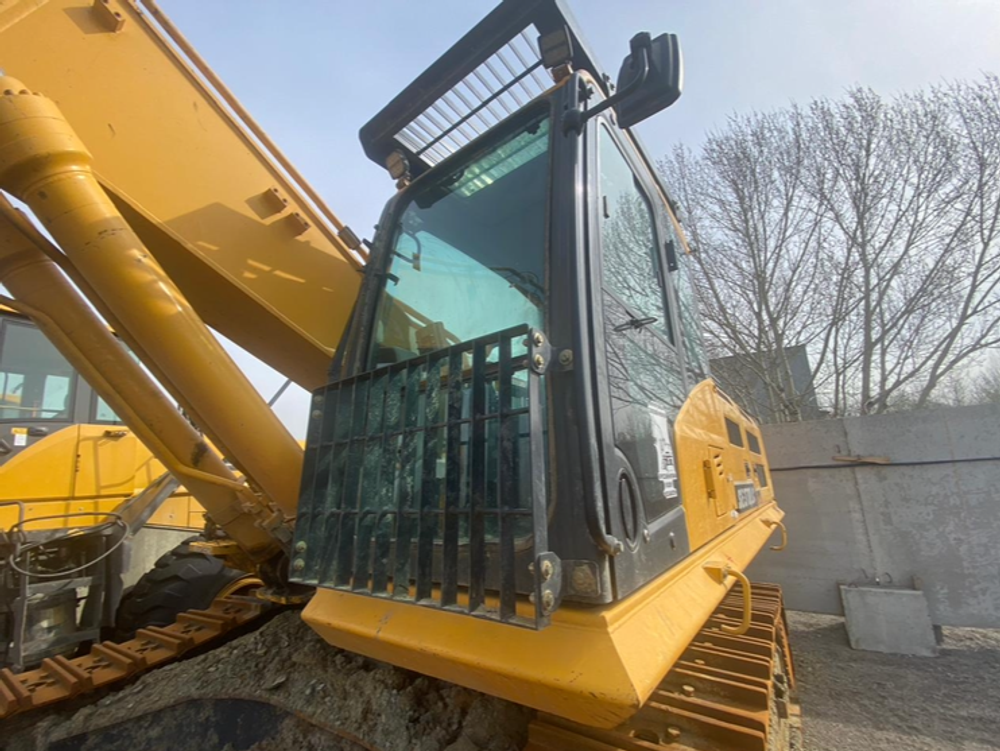 SHANTUI SE* Экскаватор SE370LC (Дизельный, 8,9 л, 248 л.с., АТ)