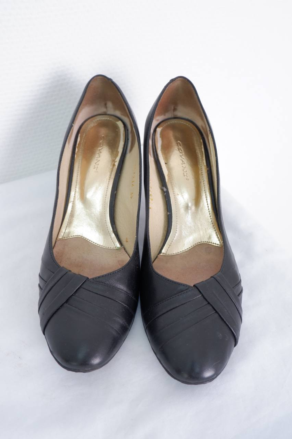 Туфли Covani лаконичные 39 размер