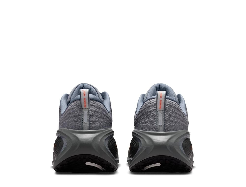 Кроссовки для бега мужские Nike Vomero Plus M Серо-Черный