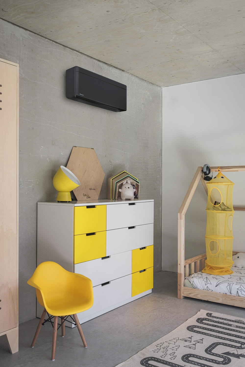 Кондиционер Daikin Stylish FTXA20BB/RXA20A Inverter. Цвет: Черный внутренний блок