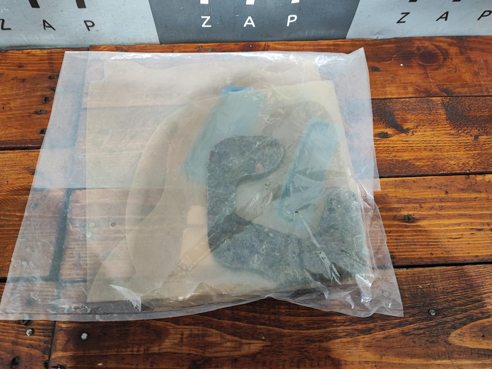 Пленка двери передней левой Camry XV50 Новая Оригинал 6783233110