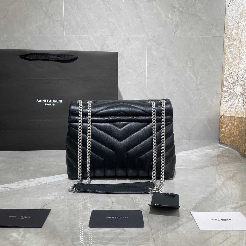 Saint Laurent Loulou 25 cm