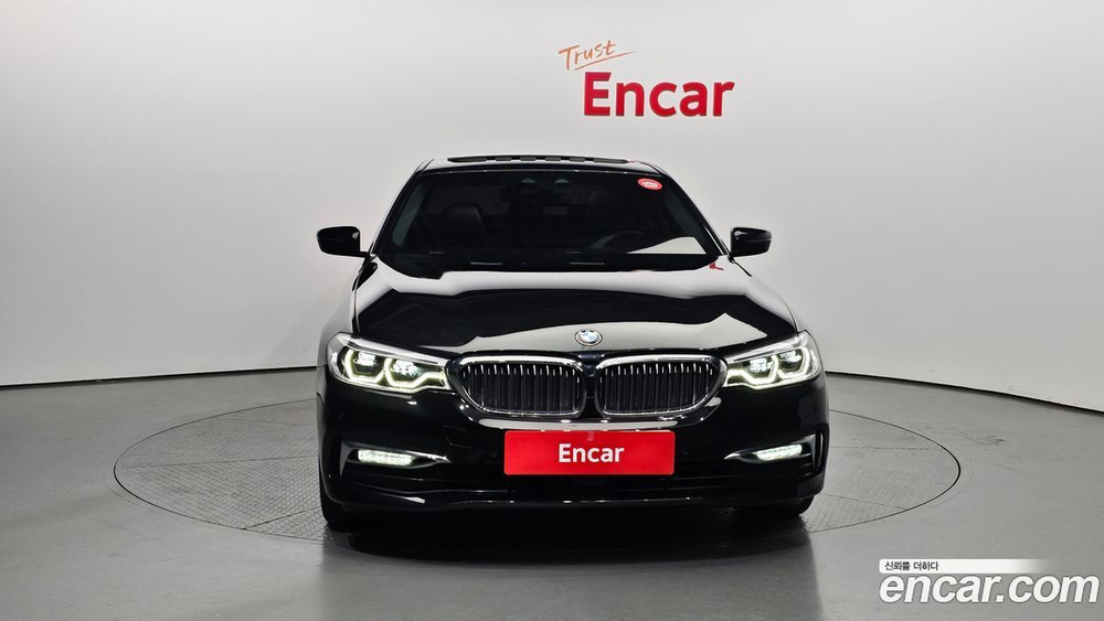 BMW 5 Series (G30) 520d Luxury Plus (08.2020)