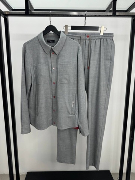 Прогулочный костюм Kiton