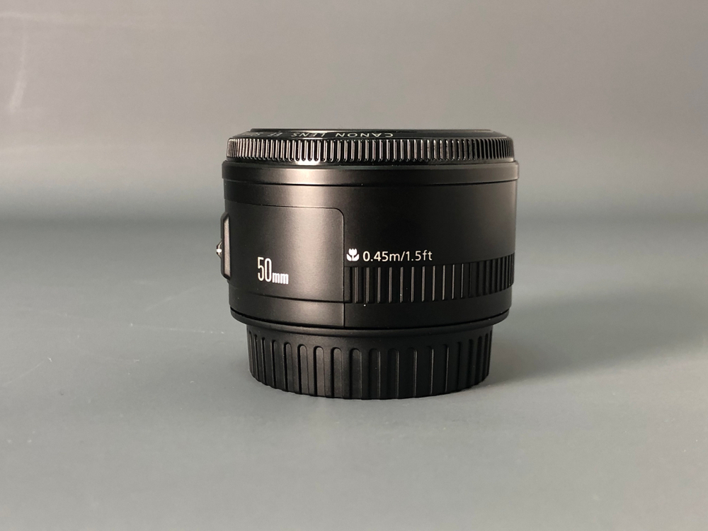 Canon EF 50mm f/1.8 II Canon EF