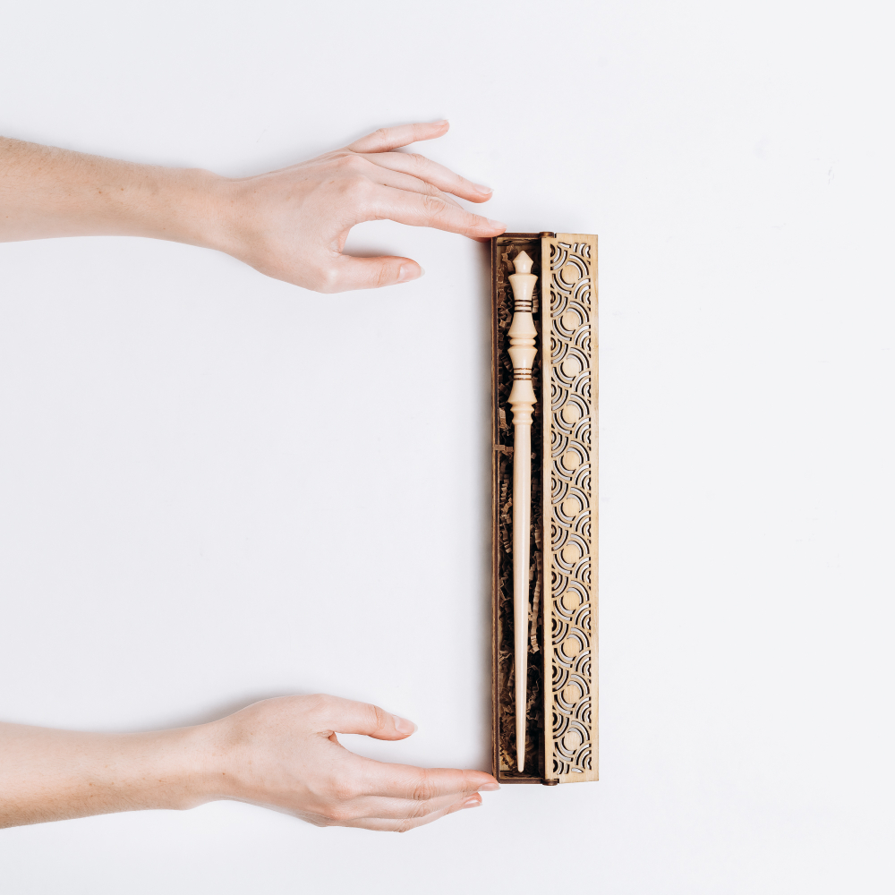 Деревянный  подарочный набор -указка в футляре (коробе) 300 мм. PK16