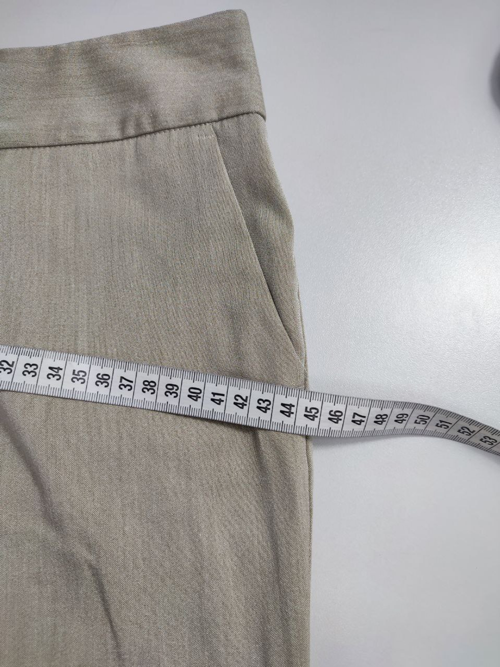 Брюки Sisley светлые 44 размер