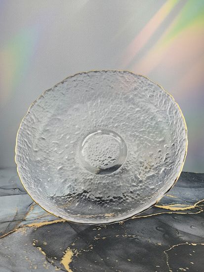 Блюдо из стекла 20 см. с золотой отводкой на ножке