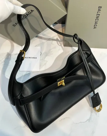 Сумка BALENCIAGA Bel Air Small in Soya