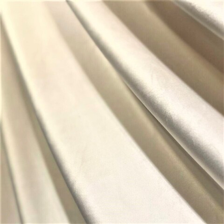 Штора из бархата молочного цвета 200*270 см