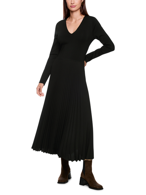 Платье из полиэстера