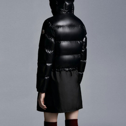Куртки Moncler, G20931A0005868950999