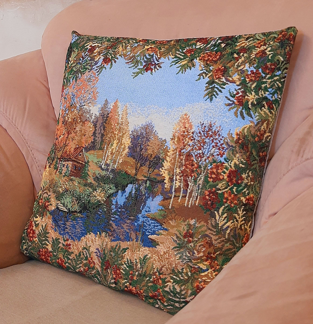 Декоративный гобеленовый чехол для интерьерной подушки Рябина 47*47