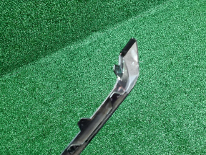 Молдинг заднего бампера правый Genesis GV80 20-23