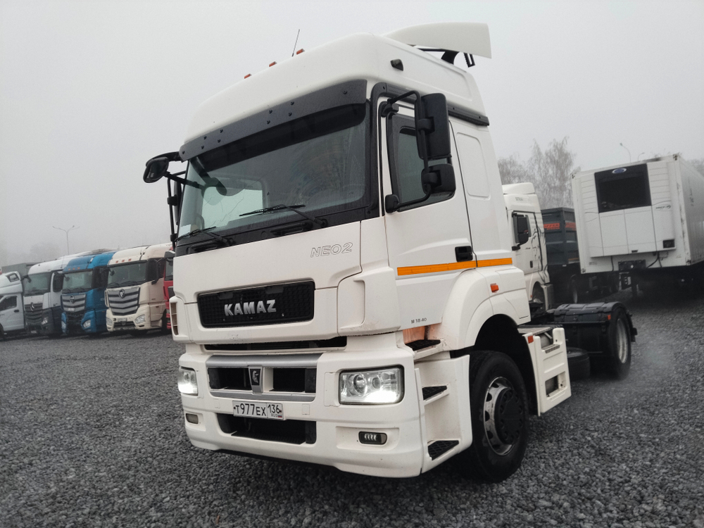 КамАЗ 5490 4x2 Седельный тягач 5490-033-87(S5) (Дизельный, 12,0 л, 401 л.с., АТ)