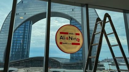 "Əli və Nino" Crescent Mall haqqında nələri bilmirik?