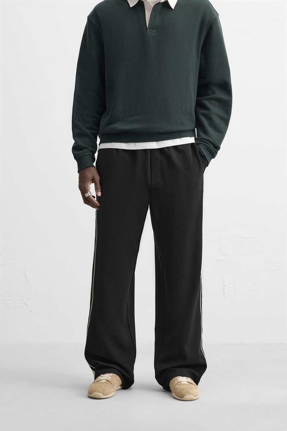 ZARA БРЮКИ ИЗ ВЫСОКОТЕХНОЛОГИЧНОЙ ТКАНИ С ЛАМПАСАМИ, ЧЕРНЫЙ