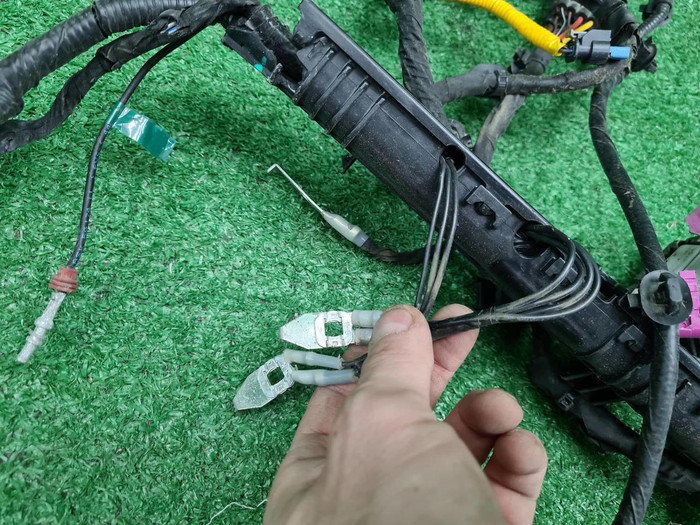 Проводка моторного отсека Geely Coolray (19-нв)